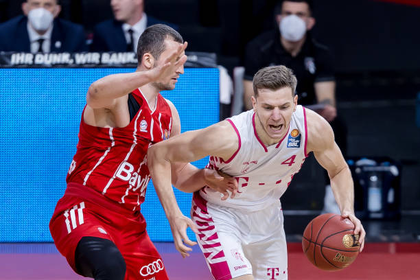 他们几乎垄 他们几乎垄